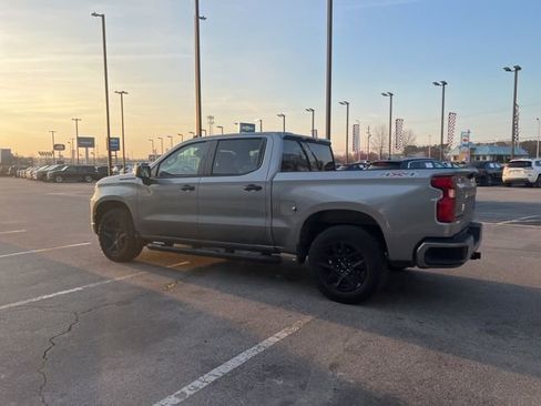 Used 2024 Chevrolet Silverado 1500 Custom w/ Turbomax Blackout Package image 10