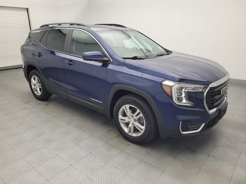 Used 2023 GMC Terrain SLE w/ Driver Convenience Package FWD image 11