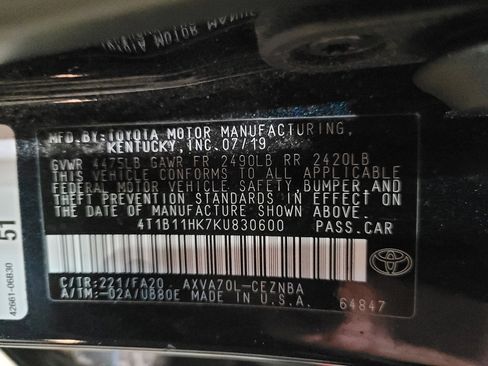 Used 2019 Toyota Camry LE FWD image 33