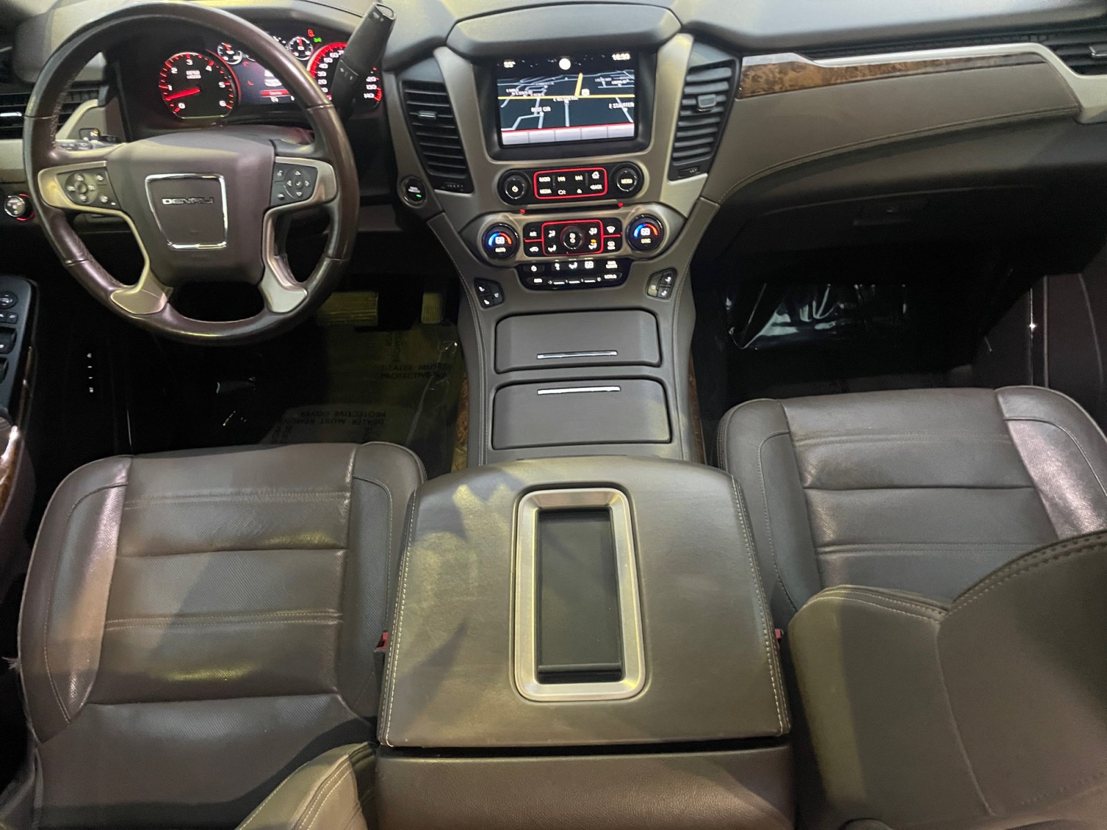 Used 2015 GMC Yukon Denali AWD/4WD image 27
