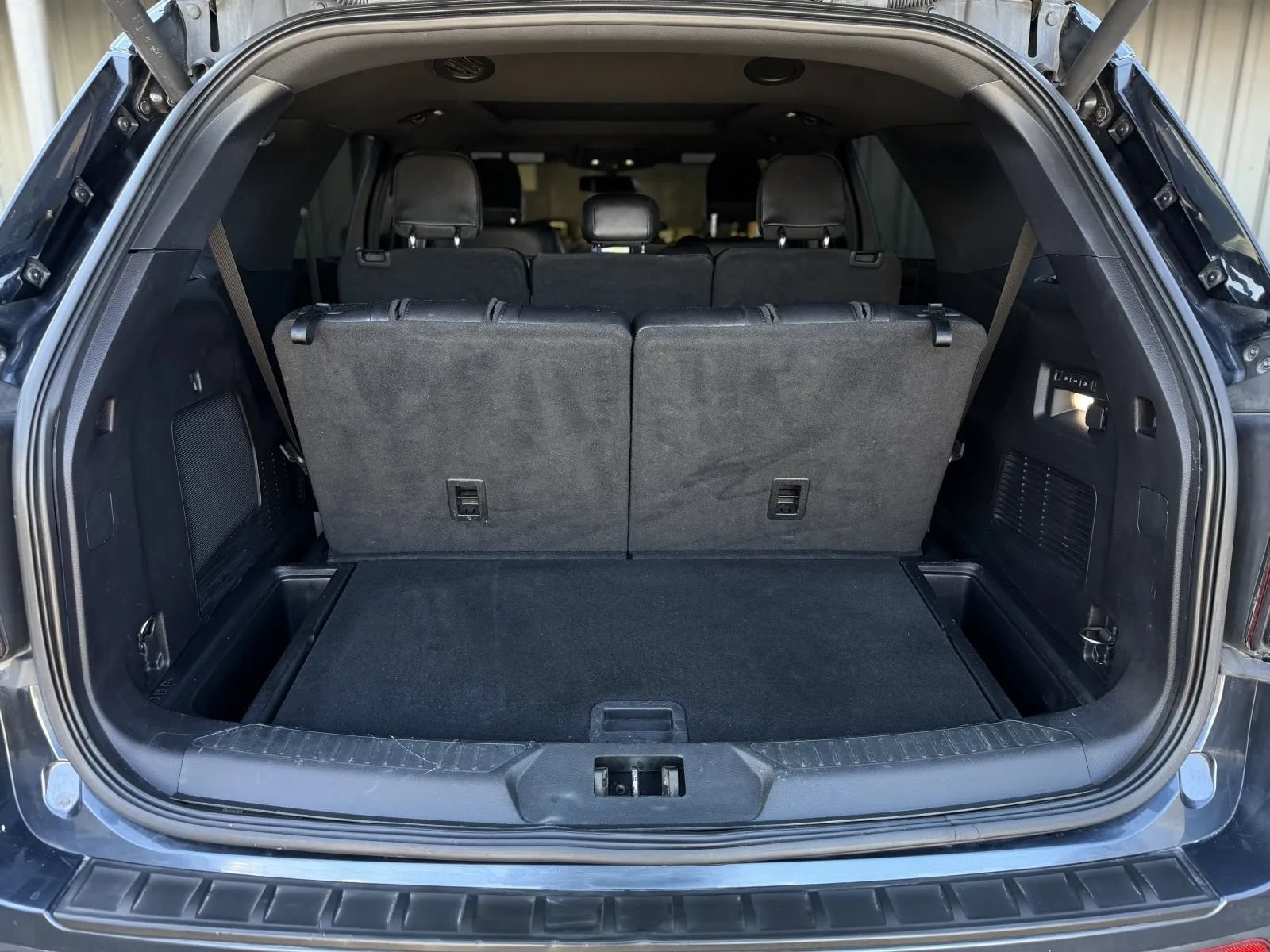 Used 2022 Ford Explorer ST w/ Equipment Group 401A AWD/4WD image 18