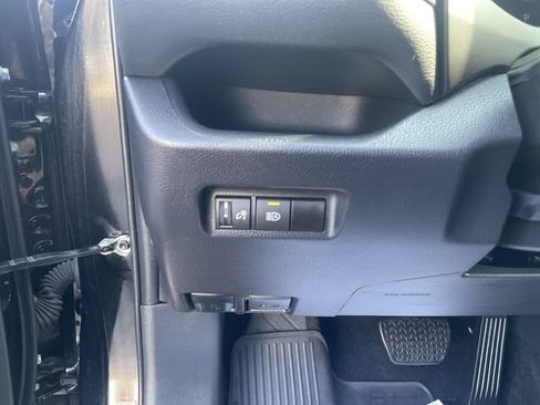 Used 2024 Toyota RAV4 LE AWD/4WD image 21