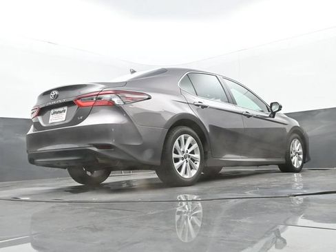 Used 2023 Toyota Camry LE FWD image 11