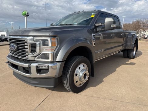 Used 2021 Ford F450 Lariat w/ Lariat Ultimate Package image 3