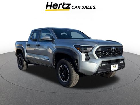 Used 2025 Toyota Tacoma TRD Off-Road image 1