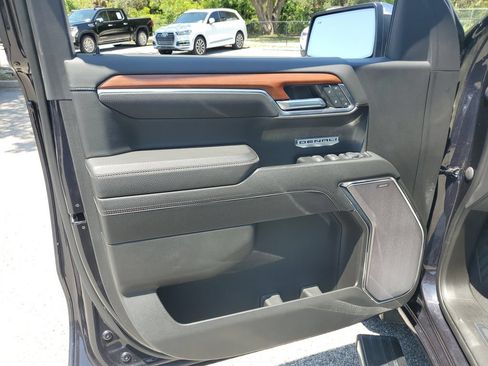Used 2023 GMC Sierra 1500 Denali w/ Denali Reserve Package AWD/4WD image 24