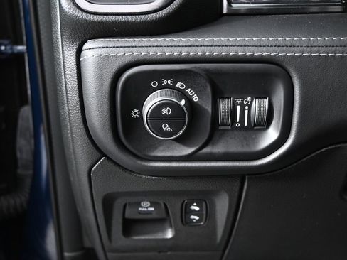 Used 2022 RAM 1500 Limited w/ Body Color Bumper Group AWD/4WD image 24