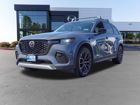 Certified 2025 MAZDA CX-70 Plug-In Hybrid w/ Premium Pkg AWD/4WD image 9