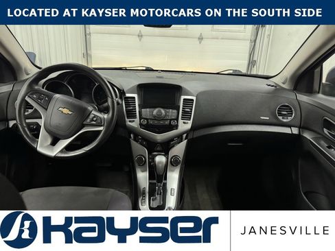 Used 2014 Chevrolet Cruze LT image 18