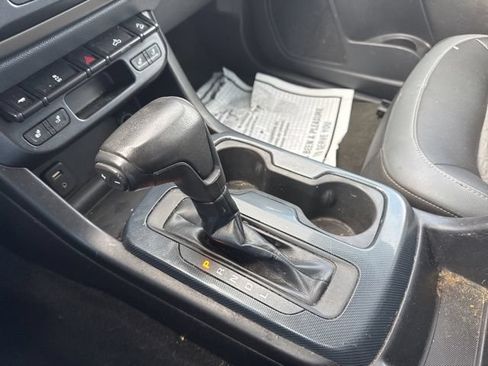 Used 2018 Chevrolet Colorado Z71 AWD/4WD image 20