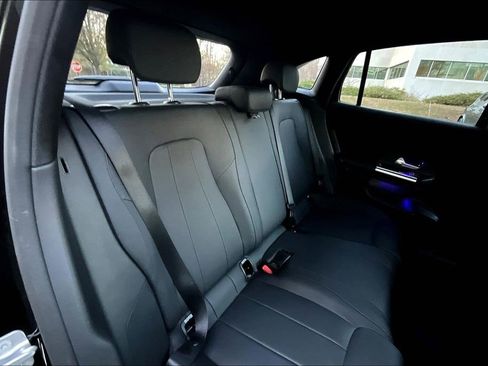 Used 2025 Mercedes-Benz GLA 250 4MATIC image 29