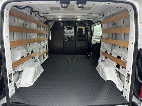 Used 2024 Ford Transit 250 Low Roof AWD w/ Exterior Upgrade Package image 14