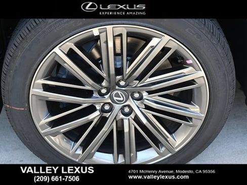 New 2026 Lexus TX 550h AWD Plug-In Hybrid image 23