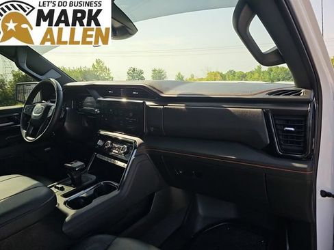 Used 2025 GMC Sierra 1500 AT4 AWD/4WD image 29
