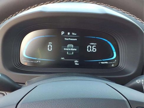 New 2026 Hyundai Venue SEL FWD image 12