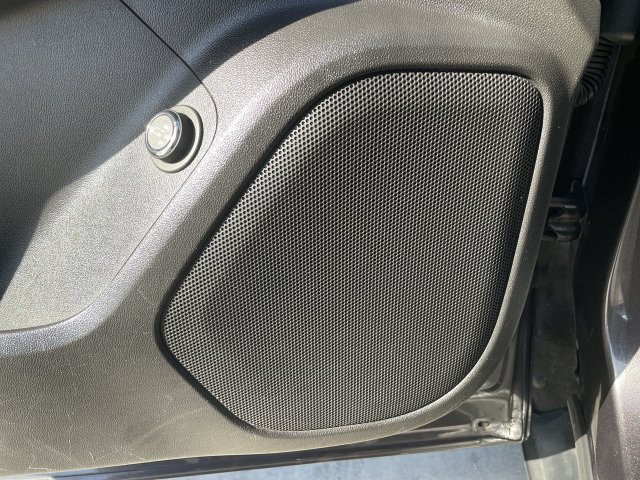Used 2017 GMC Acadia SLE FWD image 23