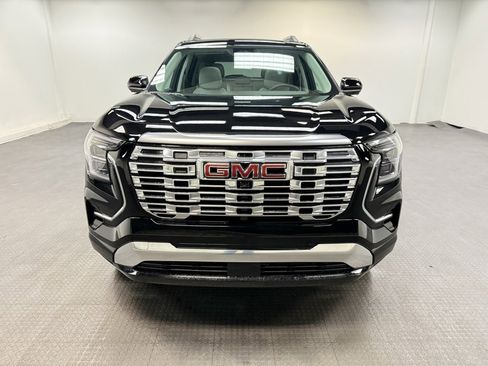 New 2026 GMC Terrain Denali w/ LPO, Black Badging Package image 9