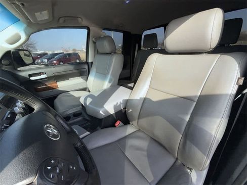Used 2012 Toyota Tundra Limited w/ Memory Pkg image 12