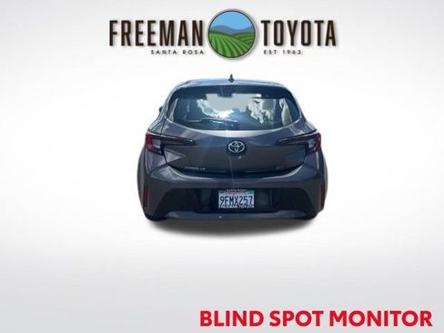 Used 2023 Toyota Corolla SE w/ SE Premium Package FWD image 6