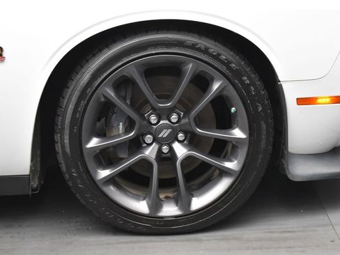 Used 2023 Dodge Challenger R/T Scat Pack w/ Plus Package RWD image 5