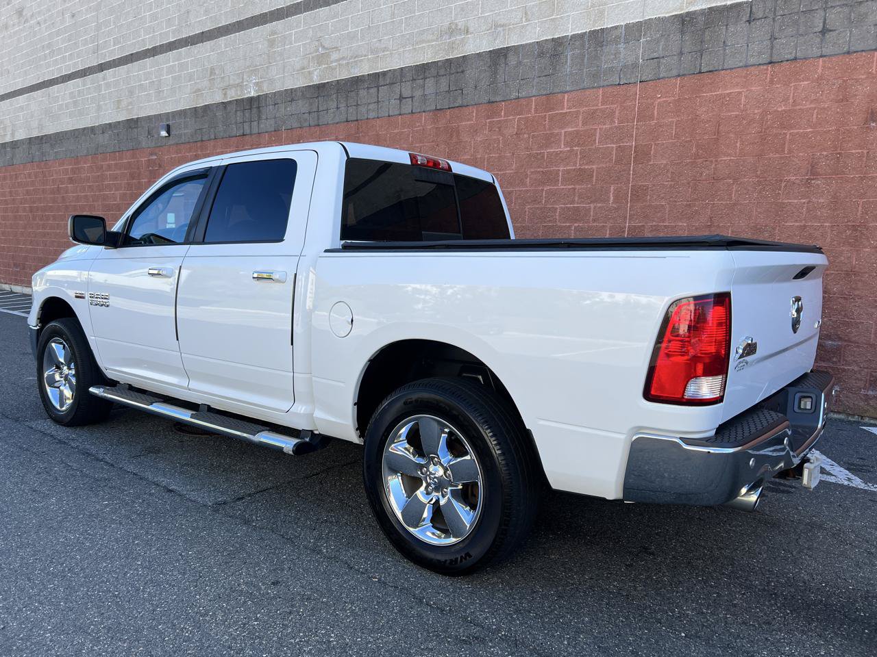 Used 2017 RAM 1500 Big Horn AWD/4WD image 5