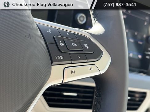 New 2026 Volkswagen Jetta SE image 36