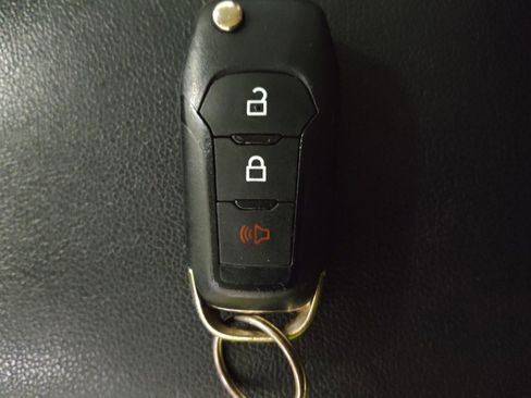 Used 2022 Ford EcoSport S AWD/4WD image 32