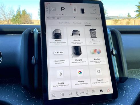 New 2025 Volvo EX30 Ultra w/ Protection Package Premier image 22