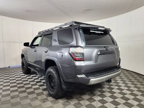 Used 2018 Toyota 4Runner TRD Off-Road Premium AWD/4WD image 5
