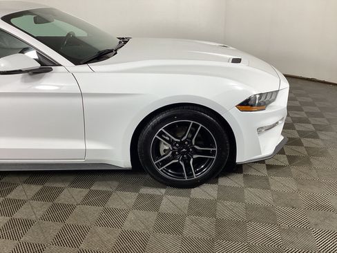 Used 2020 Ford Mustang Premium RWD image 7