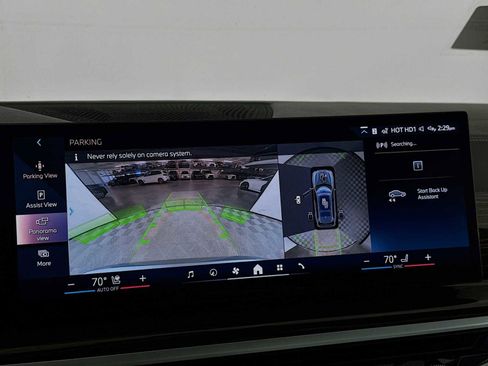 Used 2024 BMW X7 xDrive40i w/ Executive Package image 16