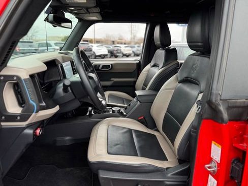 Certified 2023 Ford Bronco Wildtrak image 2