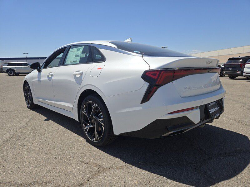 New 2026 Kia K5 GT-Line FWD image 4