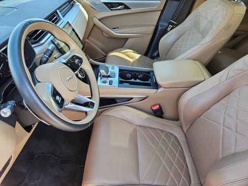 Used 2022 Jaguar F-PACE S image 15