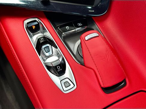 Used 2025 Chevrolet Corvette 2LT w/ Stealth Interior Trim Package image 17