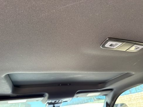 Used 2024 GMC Sierra 1500 AT4 w/ Technology Package image 15