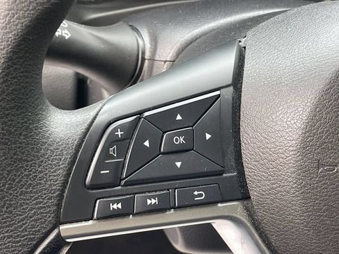 Used 2023 Nissan Sentra SV FWD image 32