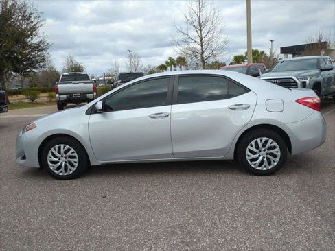 Certified 2017 Toyota Corolla LE image 3