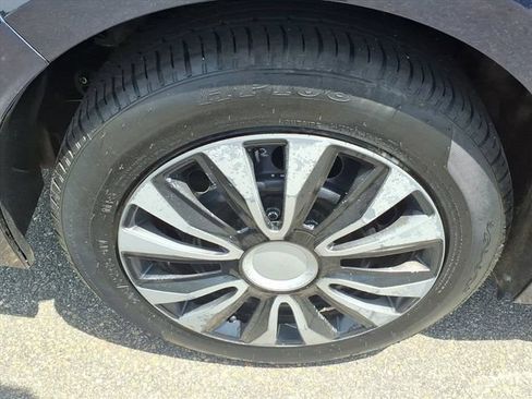 Used 2020 Toyota Corolla LE FWD image 9