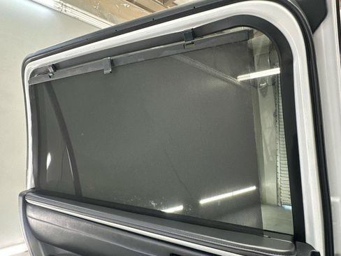 Used 2023 Toyota Sequoia Platinum AWD/4WD image 19