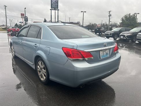 Used 2012 Toyota Avalon image 4