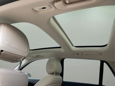 Used 2022 Mercedes-Benz GLC 300 image 20