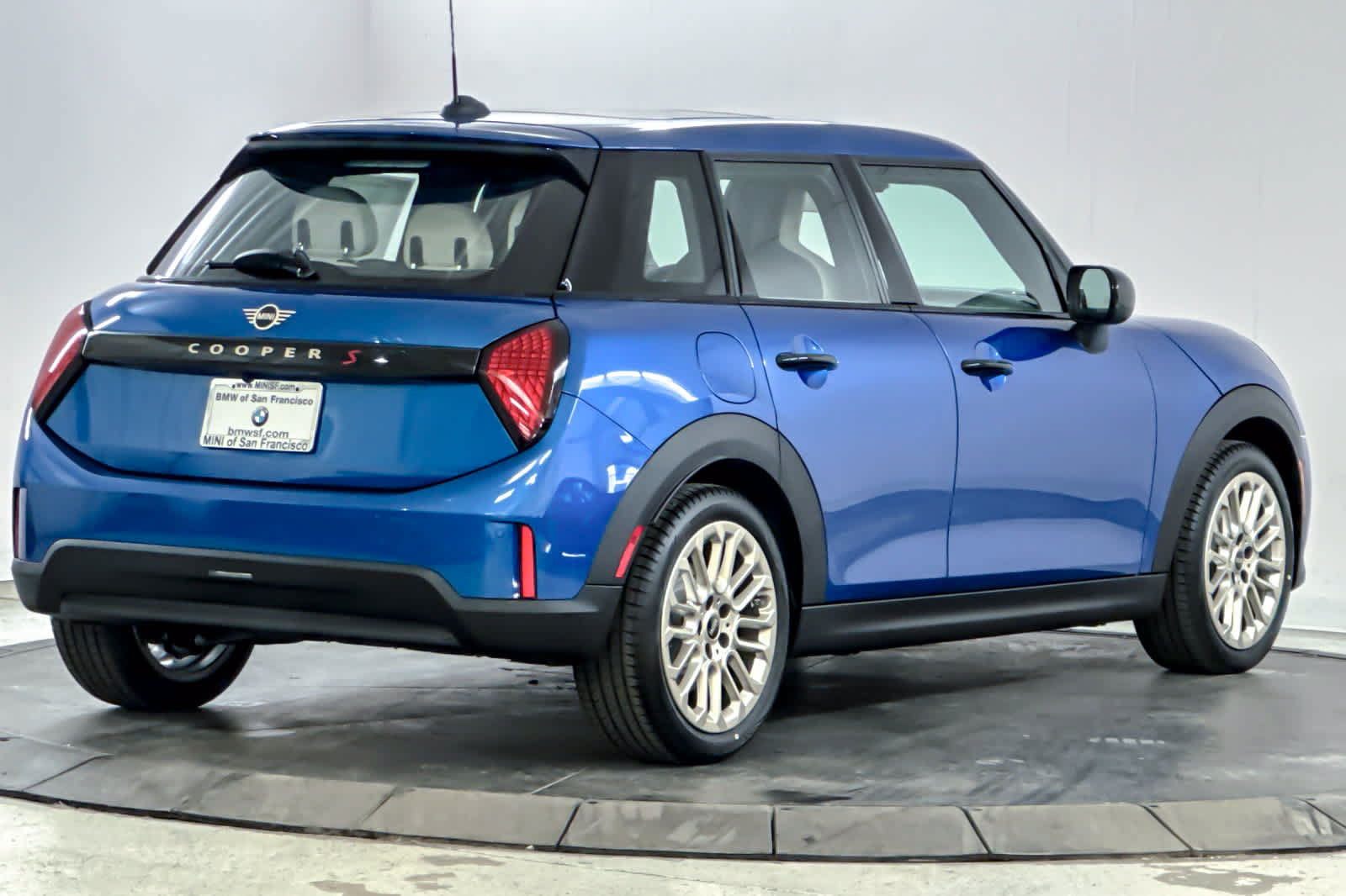 Used 2026 MINI Cooper S FWD image 2