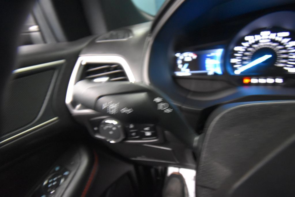 Used 2024 Ford Edge ST-Line AWD/4WD image 13