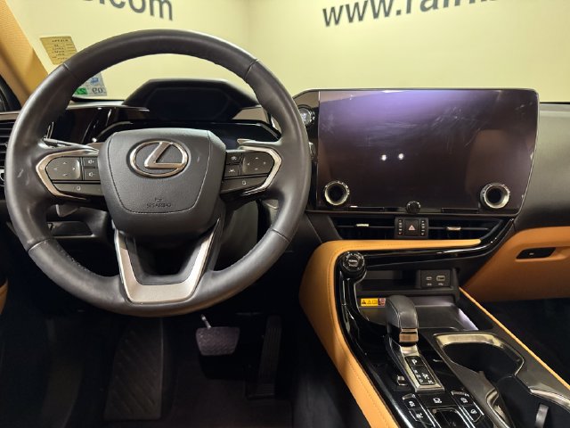 Used 2025 Lexus NX 350 AWD w/ Cold Area Package image 9