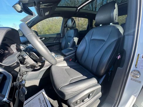 Used 2018 Audi Q7 3.0T Prestige w/ Prestige Package image 14
