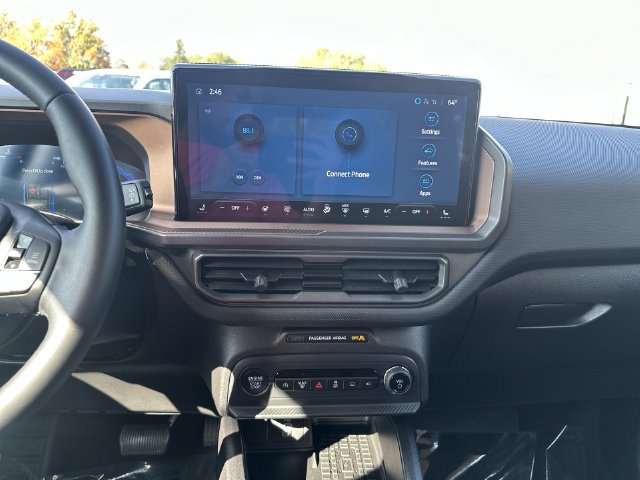 Used 2025 Ford Bronco Sport Outer Banks AWD/4WD image 21