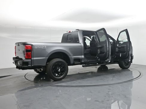 New 2026 Ford F250 Lariat w/ Black Appearance Package image 5