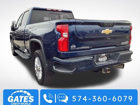 Used 2022 Chevrolet Silverado 2500 High Country w/ Z71 Off-Road Package image 7