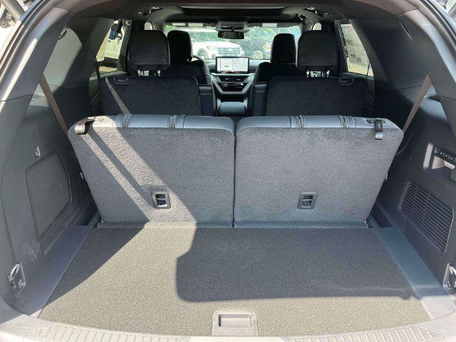 New 2026 Ford Explorer ST w/ Sun And Sound Package AWD/4WD image 18